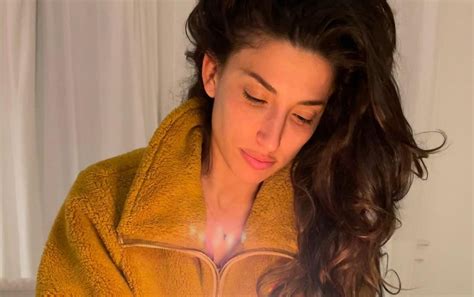 tania raymonde relationships|Tania Raymonde Height, Weight, Age, Body Statistics。